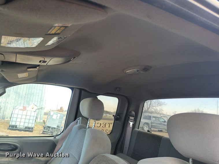 image for item LG9519 2003 Ford F150  SuperCab pickup truck