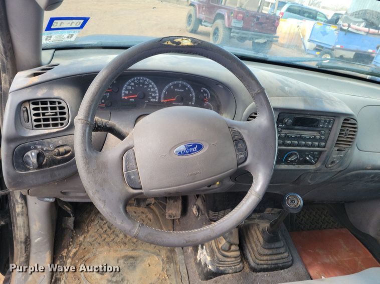 image for item LG9519 2003 Ford F150  SuperCab pickup truck