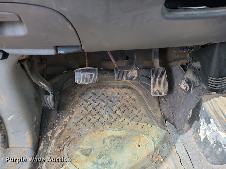 image for item LG9519 2003 Ford F150  SuperCab pickup truck