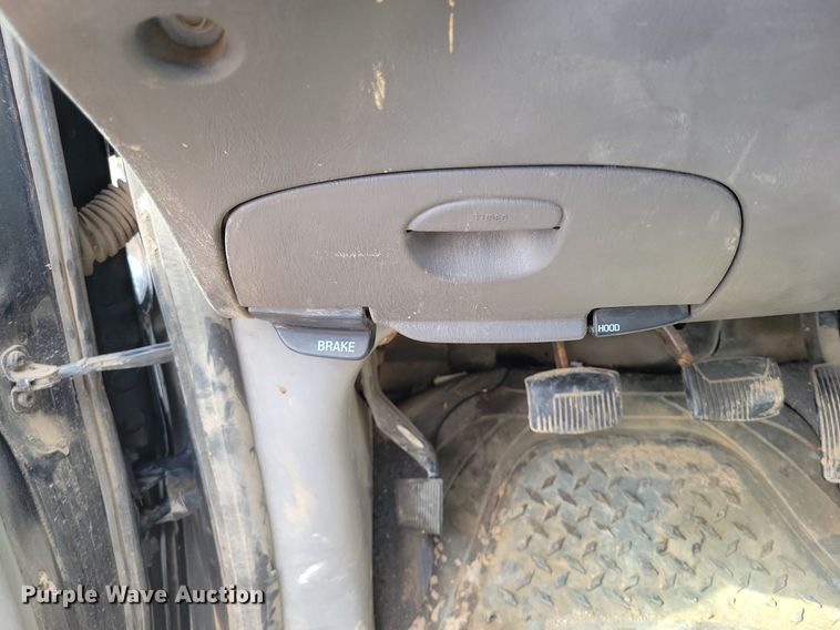 image for item LG9519 2003 Ford F150  SuperCab pickup truck