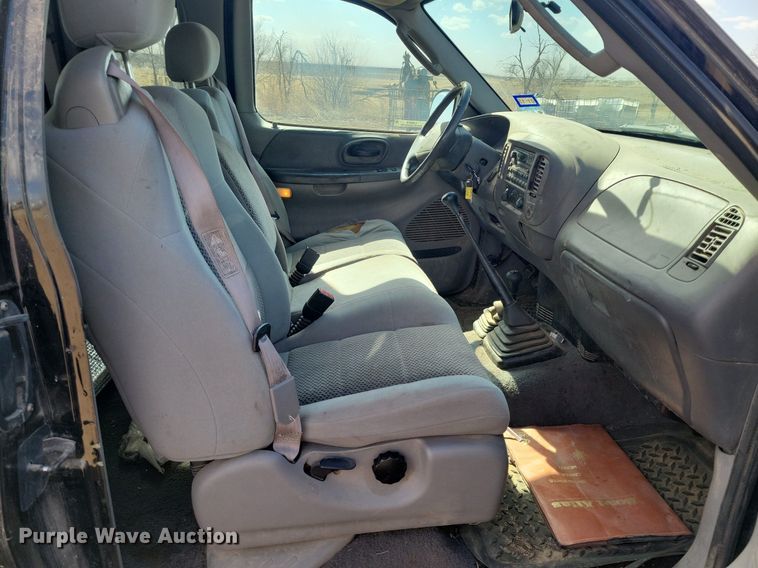 image for item LG9519 2003 Ford F150  SuperCab pickup truck