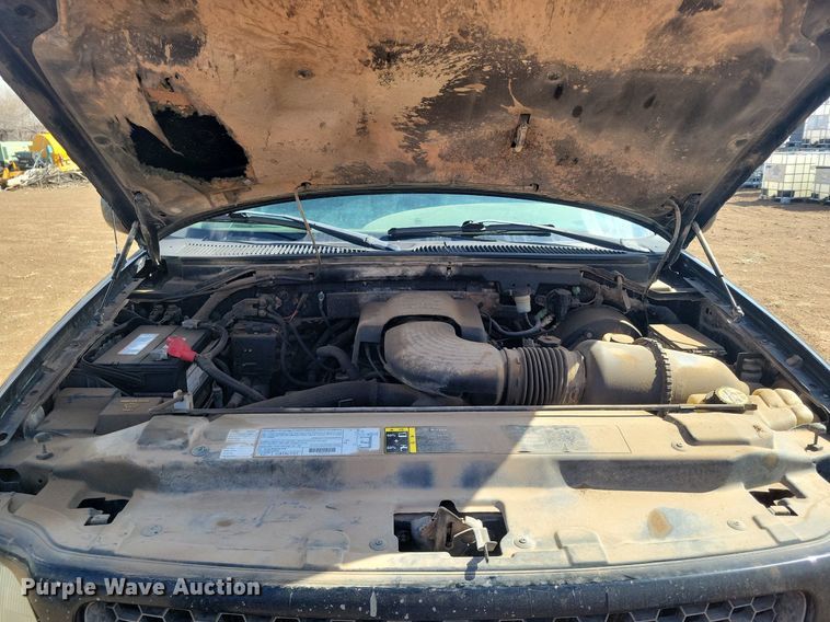 image for item LG9519 2003 Ford F150  SuperCab pickup truck