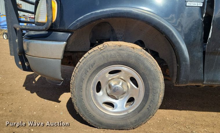 image for item LG9519 2003 Ford F150  SuperCab pickup truck