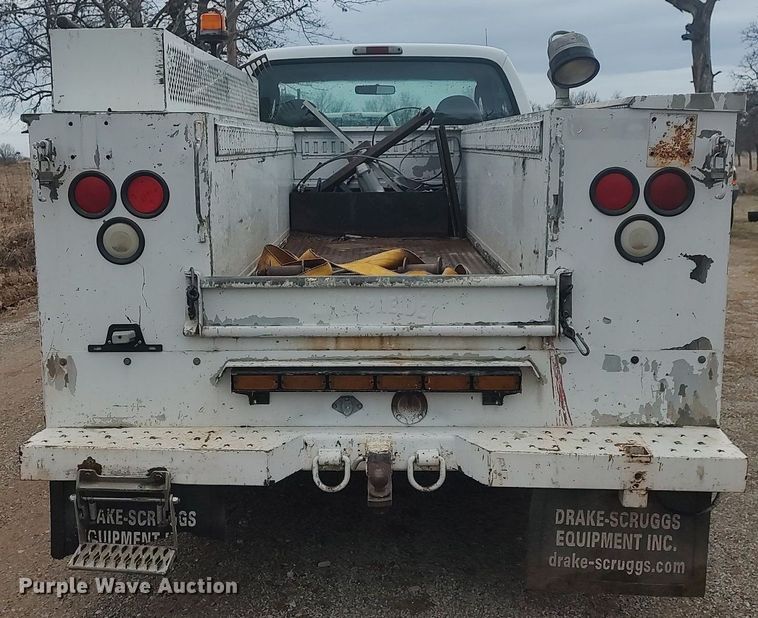 image for item LG9543 2005 Ford  F350 Super Duty  utility bed pickup truck