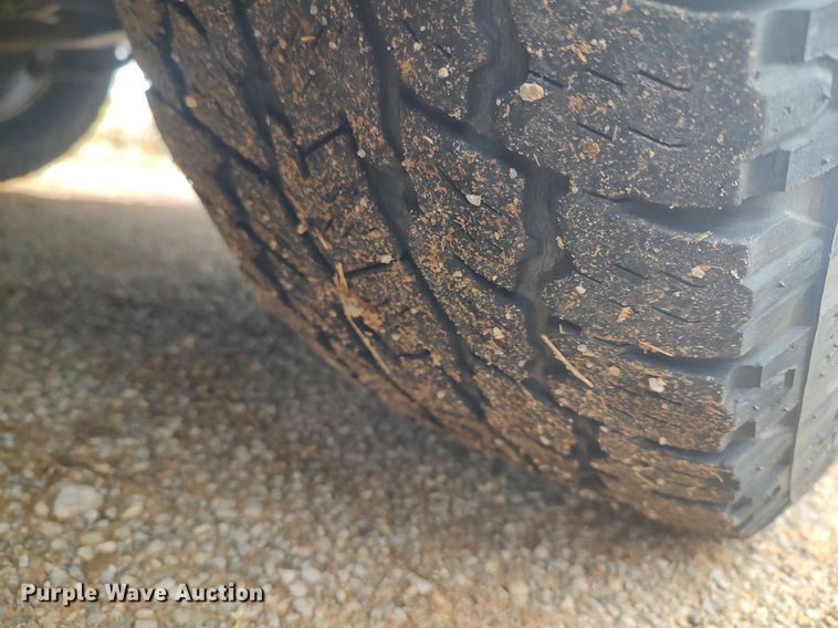 image for item LG9543 2005 Ford  F350 Super Duty  utility bed pickup truck