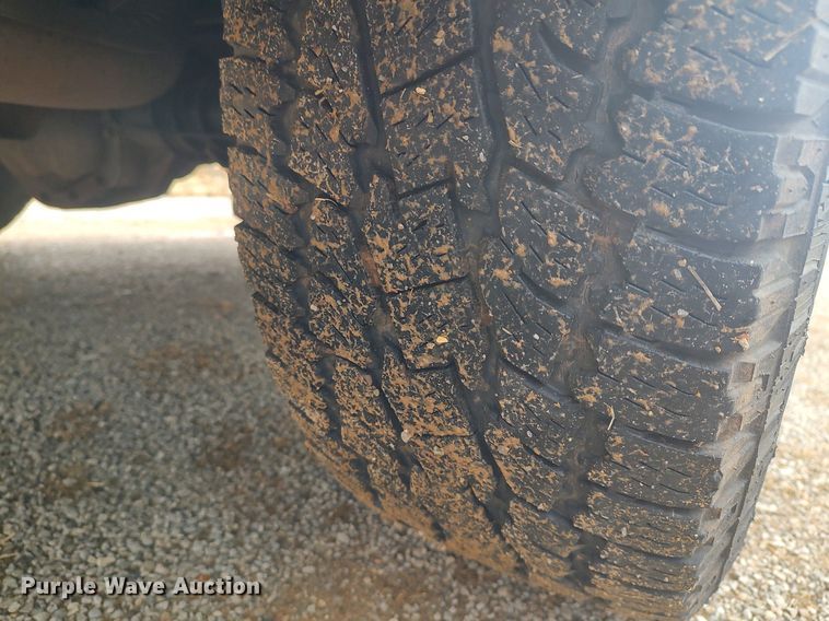 image for item LG9543 2005 Ford  F350 Super Duty  utility bed pickup truck