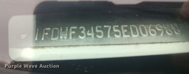 image for item LG9543 2005 Ford  F350 Super Duty  utility bed pickup truck