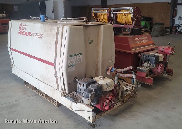 image for item LG9544 (2) sprayers