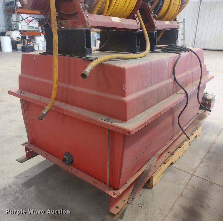 image for item LG9544 (2) sprayers