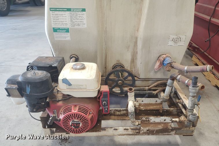 image for item LG9544 (2) sprayers