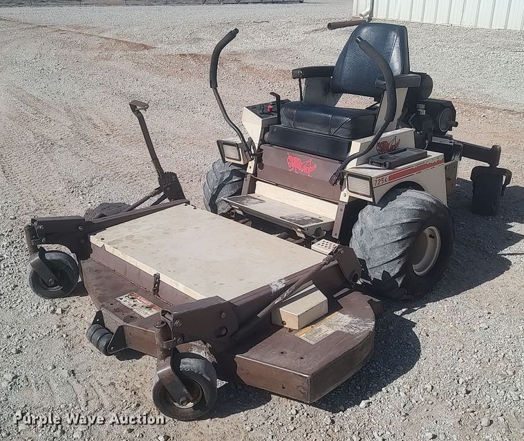 image for item LG9546 Grasshopper 725K  ZTR lawn mower