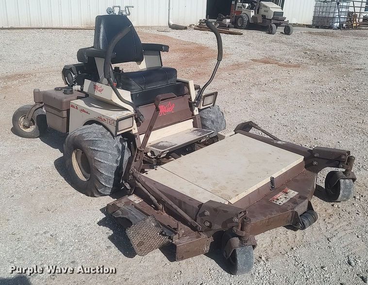 image for item LG9546 Grasshopper 725K  ZTR lawn mower