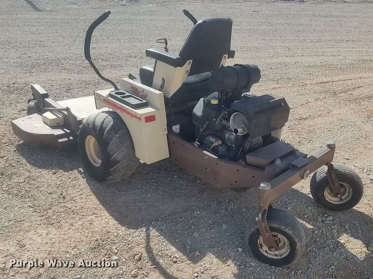 image for item LG9546 Grasshopper 725K  ZTR lawn mower