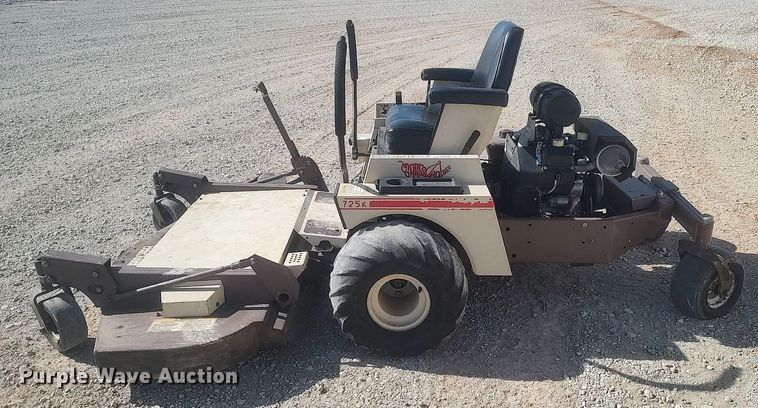 image for item LG9546 Grasshopper 725K  ZTR lawn mower