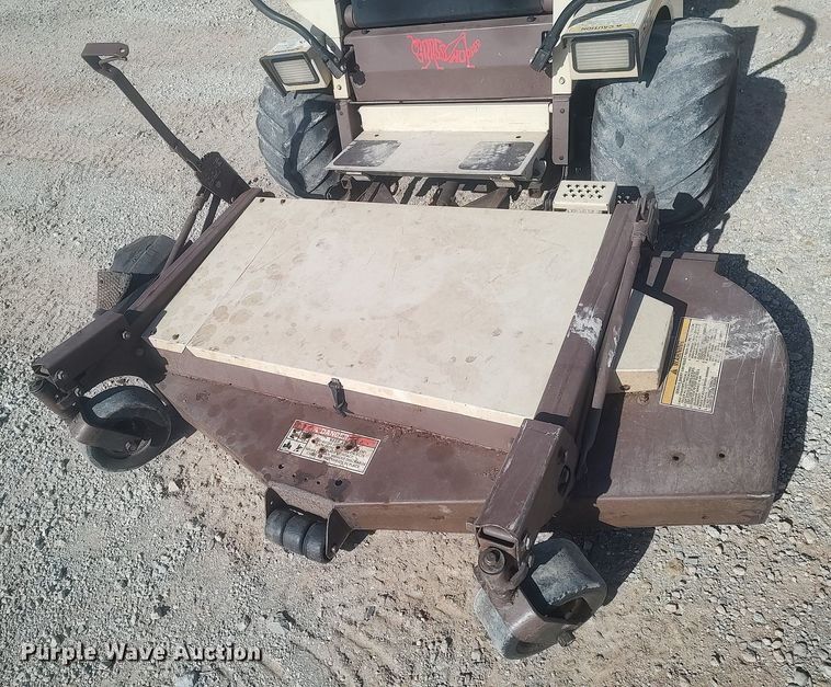 image for item LG9546 Grasshopper 725K  ZTR lawn mower