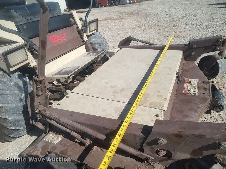 image for item LG9546 Grasshopper 725K  ZTR lawn mower