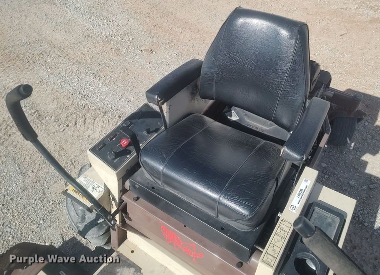 image for item LG9546 Grasshopper 725K  ZTR lawn mower