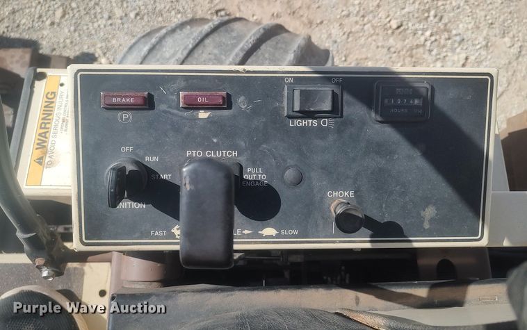 image for item LG9546 Grasshopper 725K  ZTR lawn mower