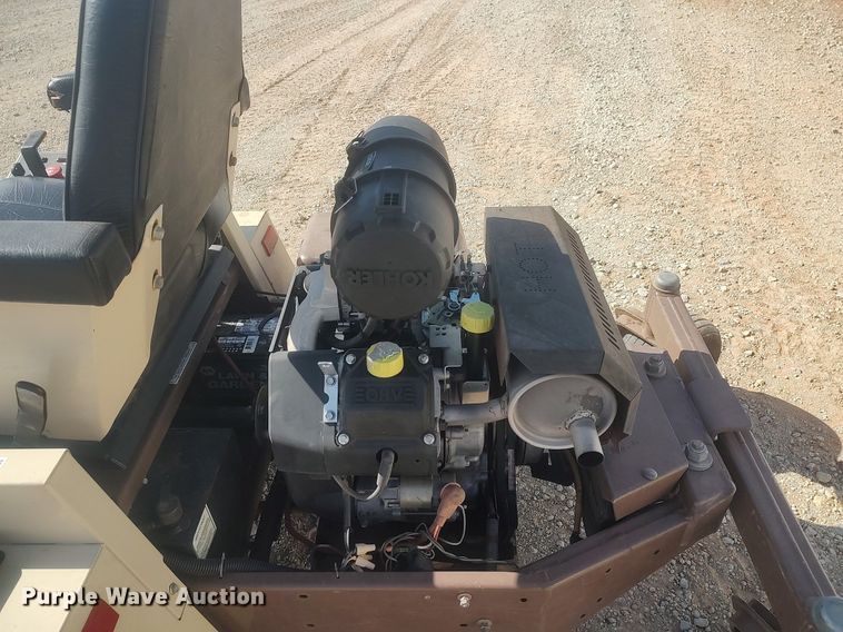 image for item LG9546 Grasshopper 725K  ZTR lawn mower