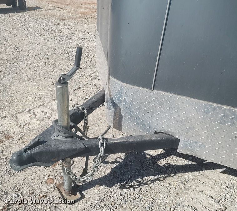 image for item LG9547 2009 Mirage  enclosed cargo trailer