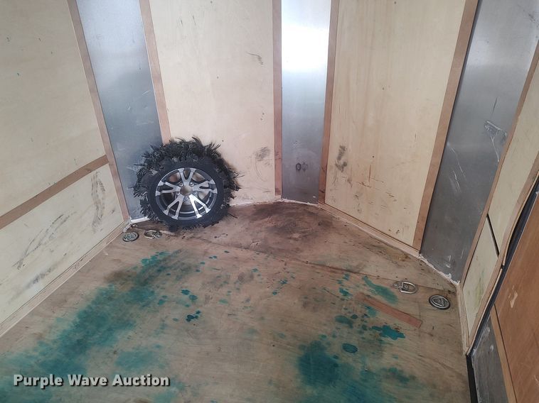 image for item LG9547 2009 Mirage  enclosed cargo trailer