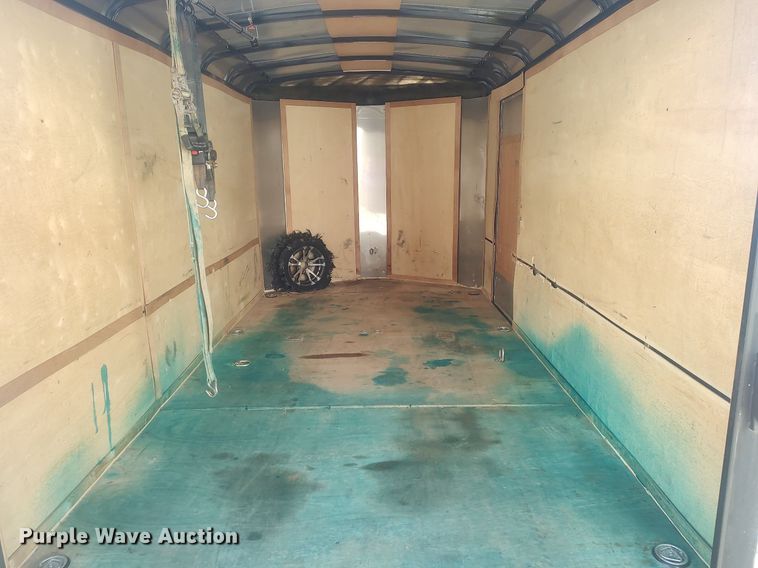image for item LG9547 2009 Mirage  enclosed cargo trailer