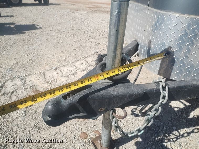 image for item LG9547 2009 Mirage  enclosed cargo trailer