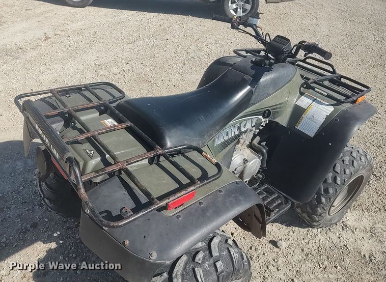 image for item LG9548 2002 Arctic Cat 400i  ATV