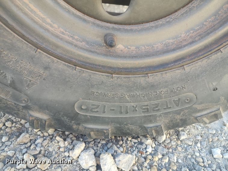 image for item LG9548 2002 Arctic Cat 400i  ATV