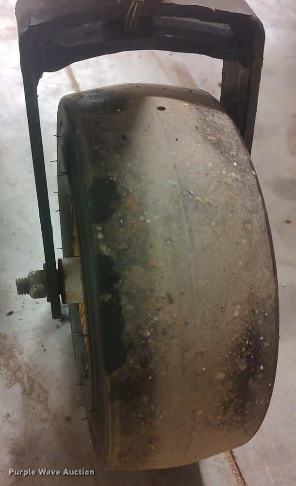 image for item LG9550 Spreader