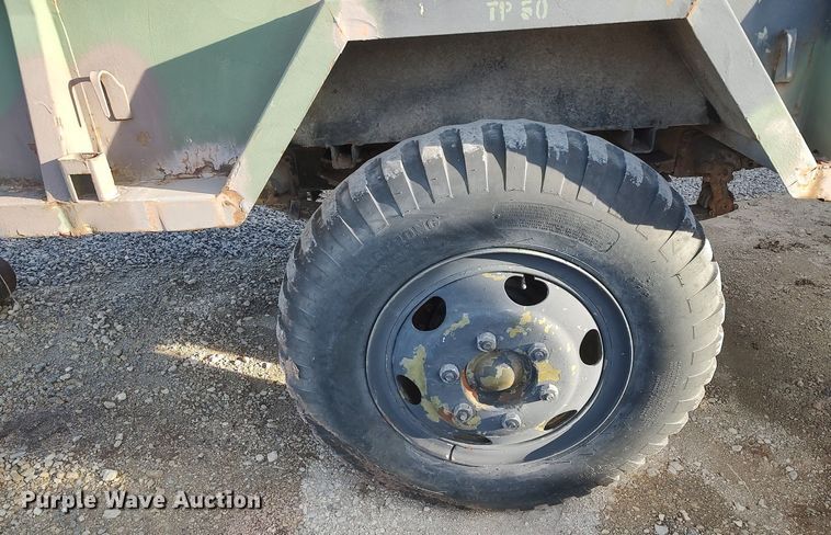 image for item LG9558 1968  enclosed cargo trailer