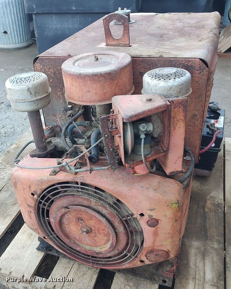 image for item LG9560 Lincoln Lincwelder 225  welder/generator