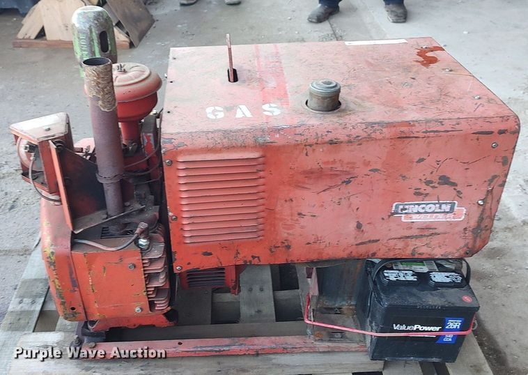 image for item LG9561 Lincoln Lincwelder 225  welder/generator