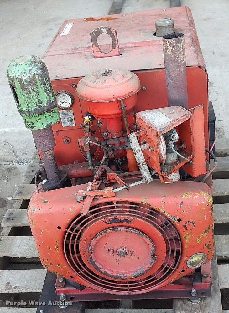 image for item LG9561 Lincoln Lincwelder 225  welder/generator