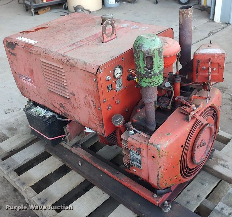 image for item LG9561 Lincoln Lincwelder 225  welder/generator