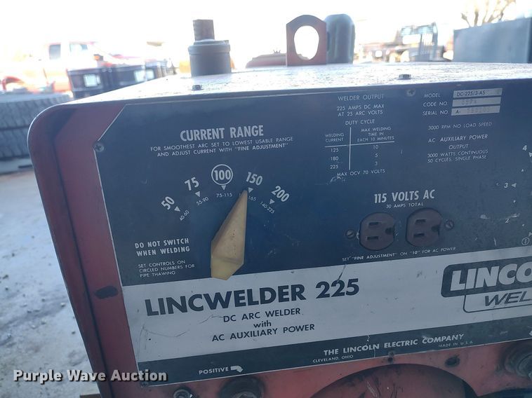 image for item LG9561 Lincoln Lincwelder 225  welder/generator