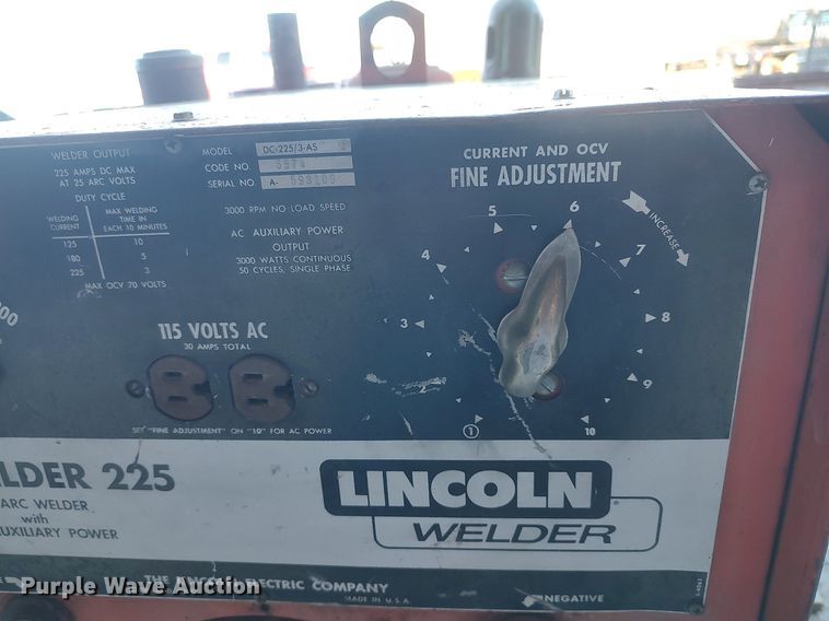 image for item LG9561 Lincoln Lincwelder 225  welder/generator