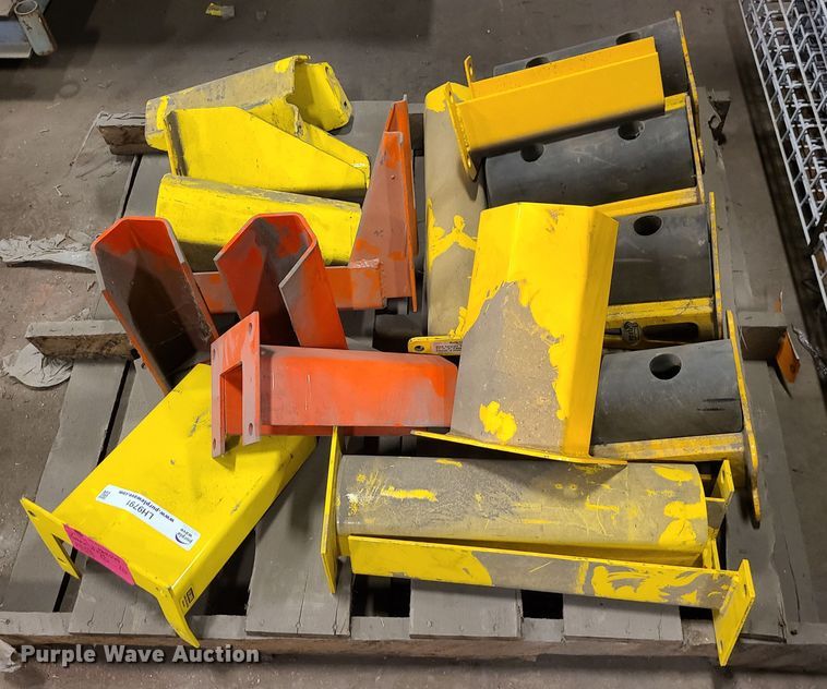 image for item LH9791 (17) column guards