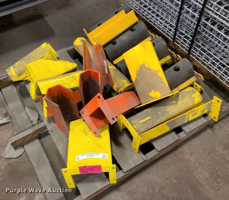 image for item LH9791 (17) column guards