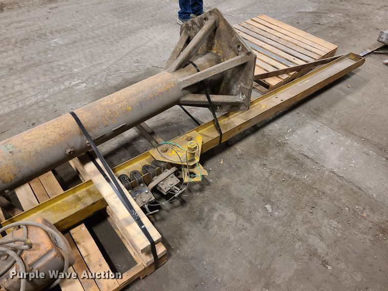 image for item LH9792 Jib crane