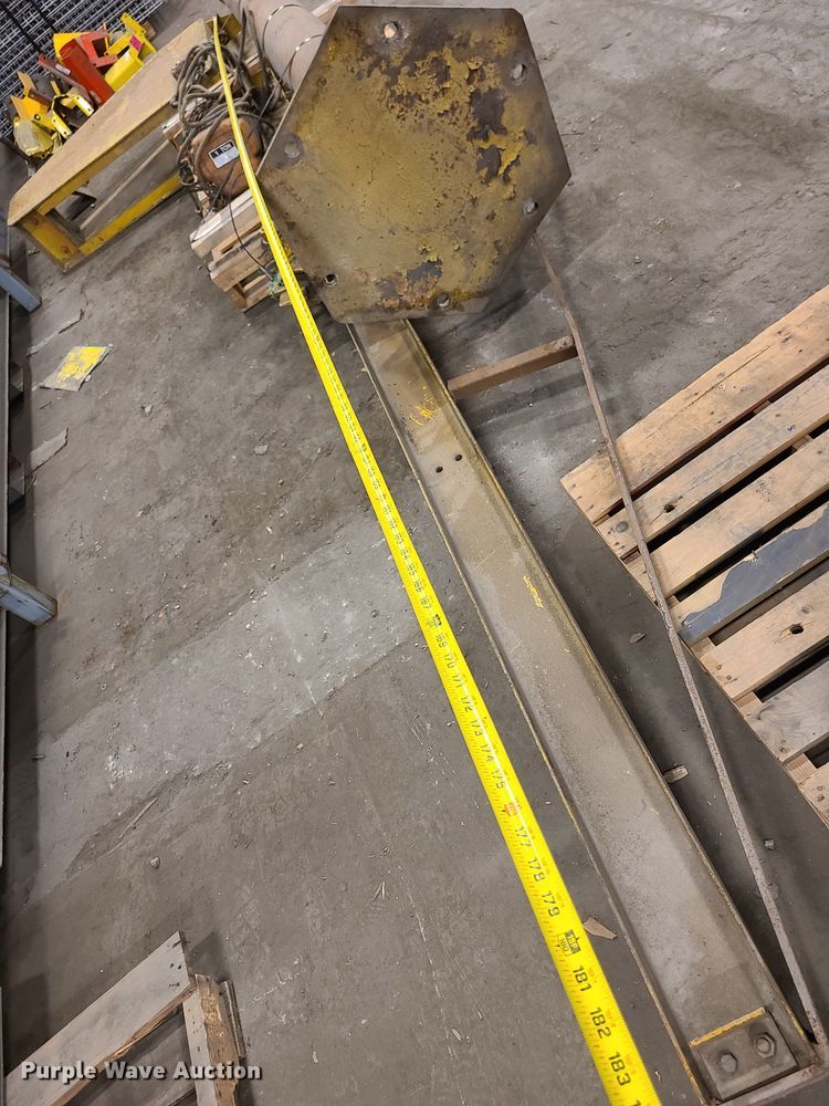 image for item LH9792 Jib crane