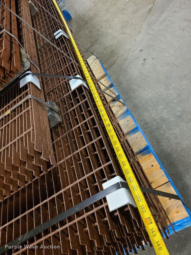 image for item LH9793 Steel grates