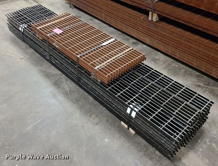 image for item LH9794 Steel grates