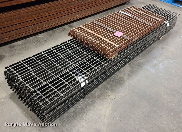 image for item LH9794 Steel grates