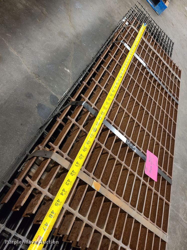 image for item LH9794 Steel grates