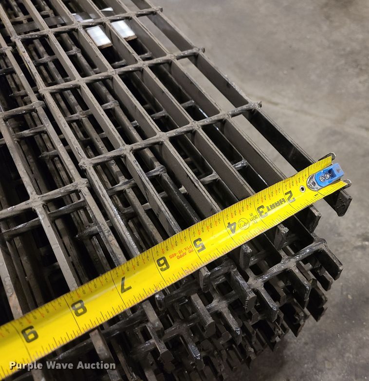 image for item LH9794 Steel grates