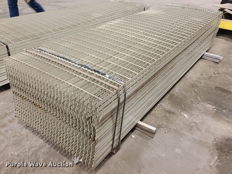 image for item LH9796 Steel grates