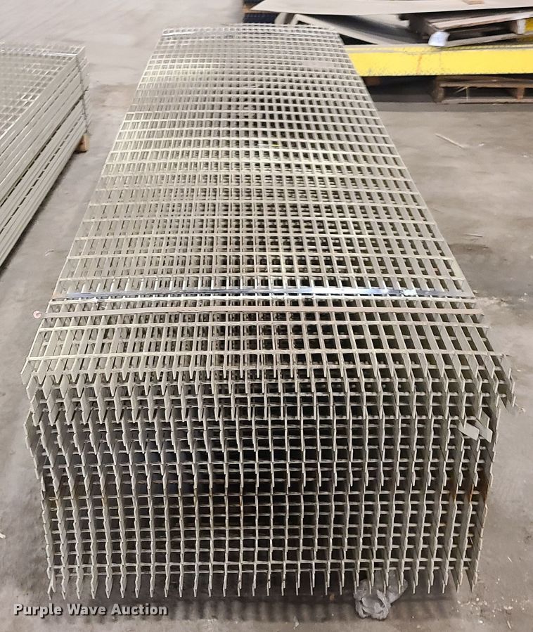 image for item LH9796 Steel grates