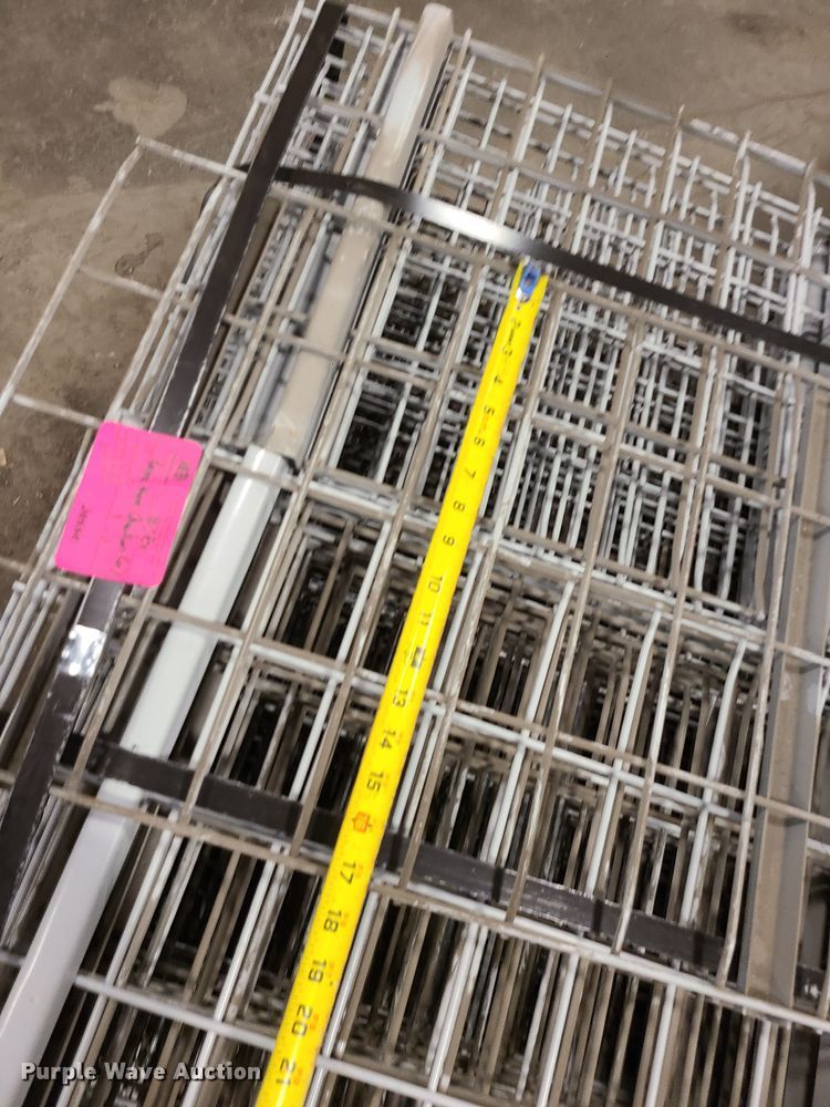 image for item LH9797 Wire shelving