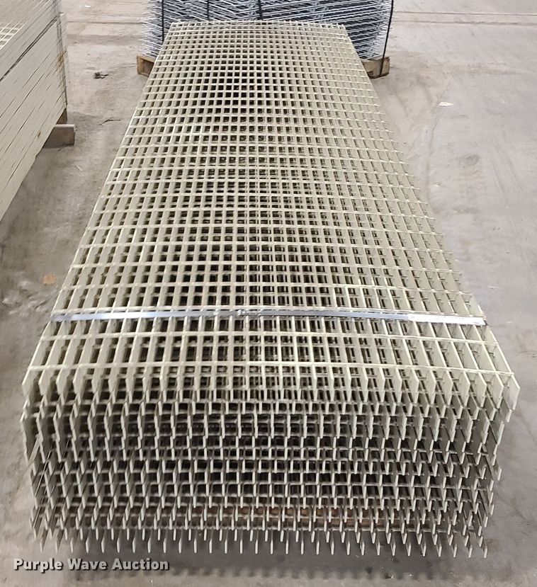 image for item LH9798 Steel grates